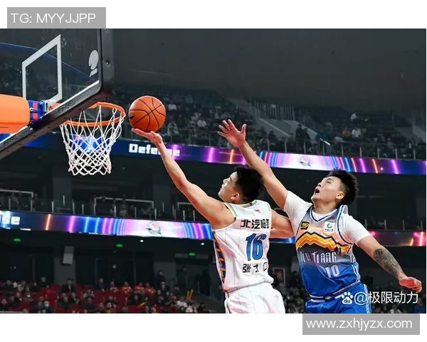 CBA激战北京队逆转新疆队上演绝杀精彩瞬间回顾